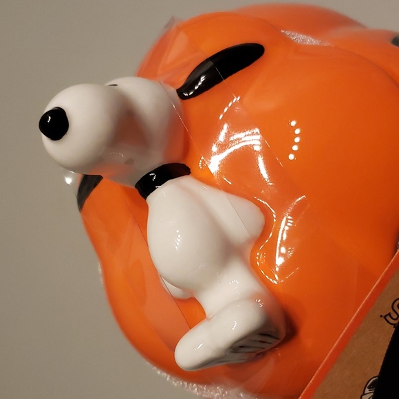 Rae Dunn “The Great Pumpkin" with Snoopy on Pumpkin lid Mug NWT - Picture 3 of 7